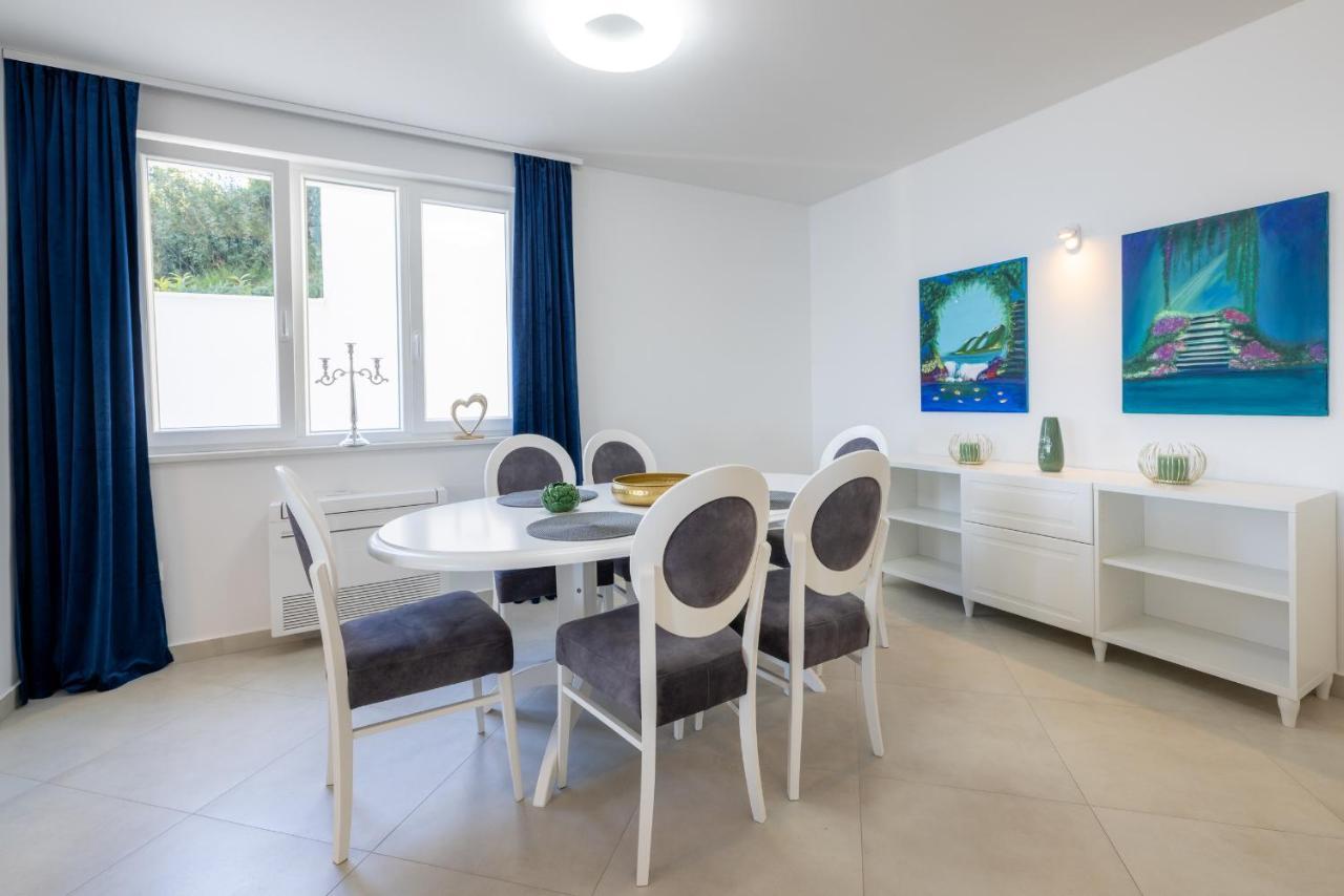 מאקרסקה Villa Smaragd - Lapis - Luxury Apartment With Shared Pool מראה חיצוני תמונה