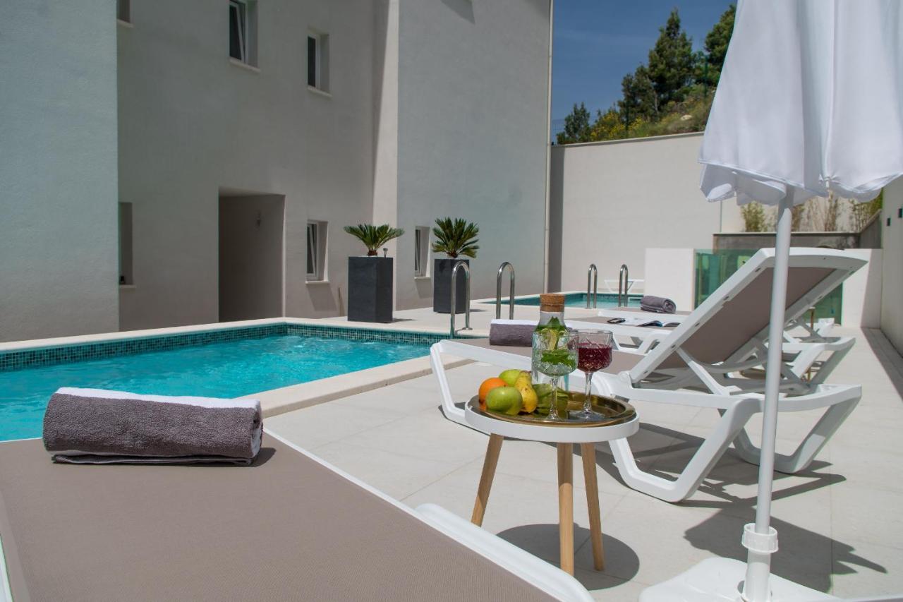 מאקרסקה Villa Smaragd - Lapis - Luxury Apartment With Shared Pool מראה חיצוני תמונה