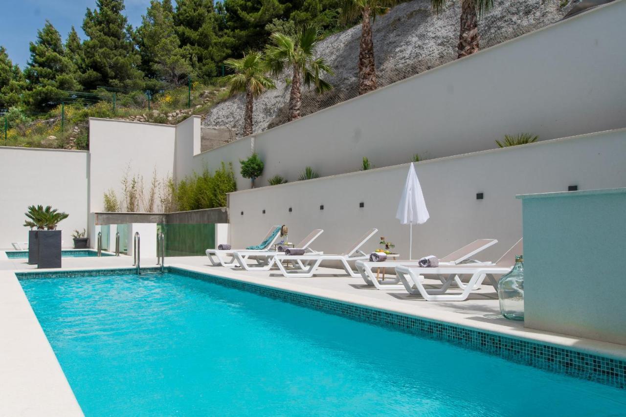 מאקרסקה Villa Smaragd - Lapis - Luxury Apartment With Shared Pool מראה חיצוני תמונה